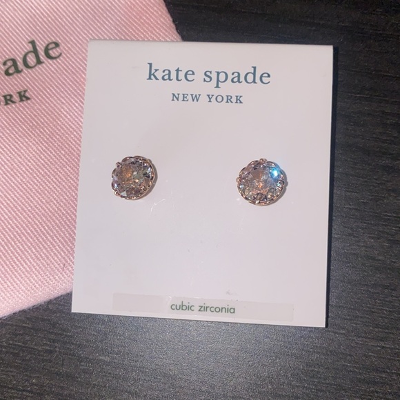 🍂Brand new Kate Spade GOLD Cubic zirconia earrings! - Picture 2 of 5